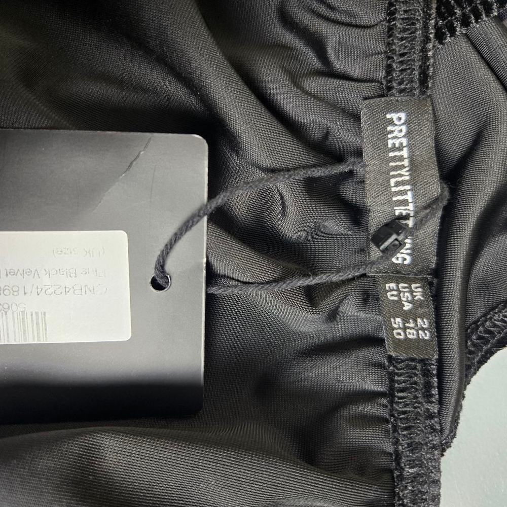 Women's PRETTYLITTLETHING Plus Black Velvet Bardot Wrap Bodysuit 18 - Picture 7 of 14